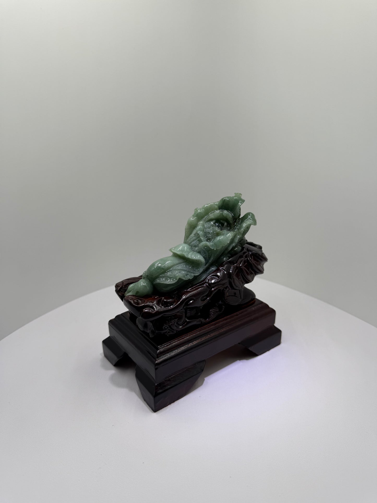 Jade Cabbage Display 翡翠玉A货 - Bai Cai 白菜