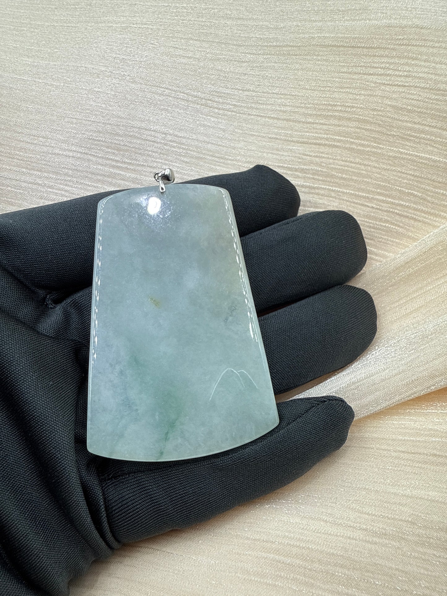 Jade Guan Gong - 翡翠玉牌关公
