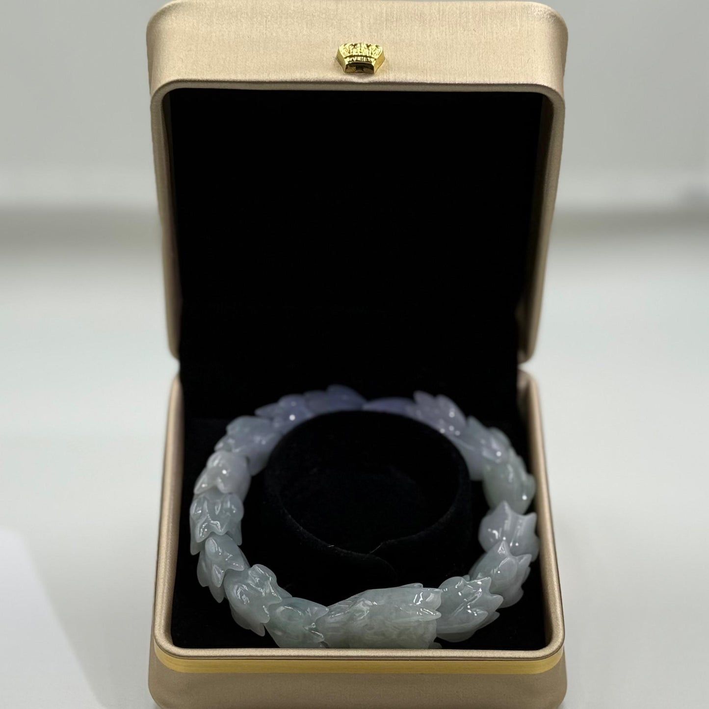 Dragon Jade Bracelet - 翡翠玉龙手串