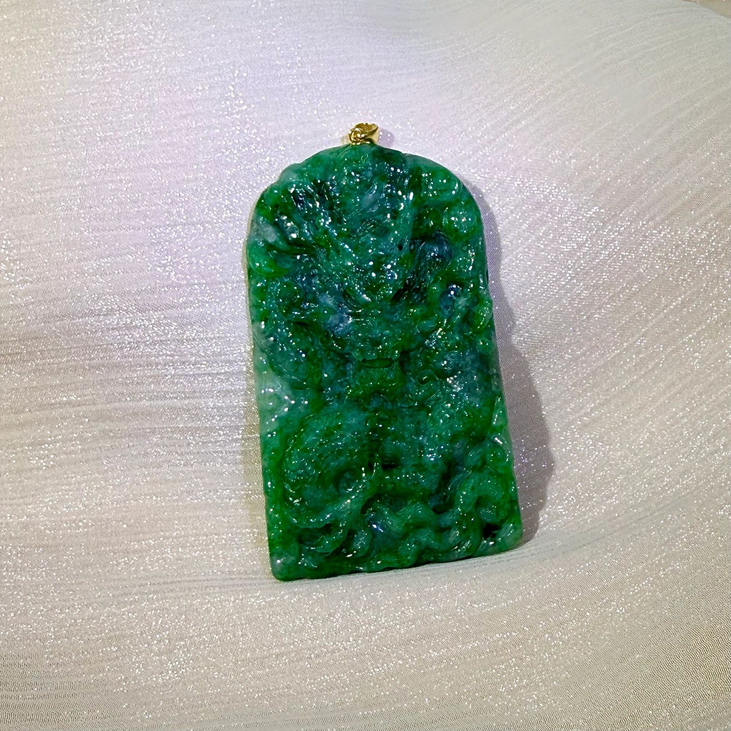 Jade Green Dragon Pendant with 18k gold - 天然翡翠玉 NGI Certified