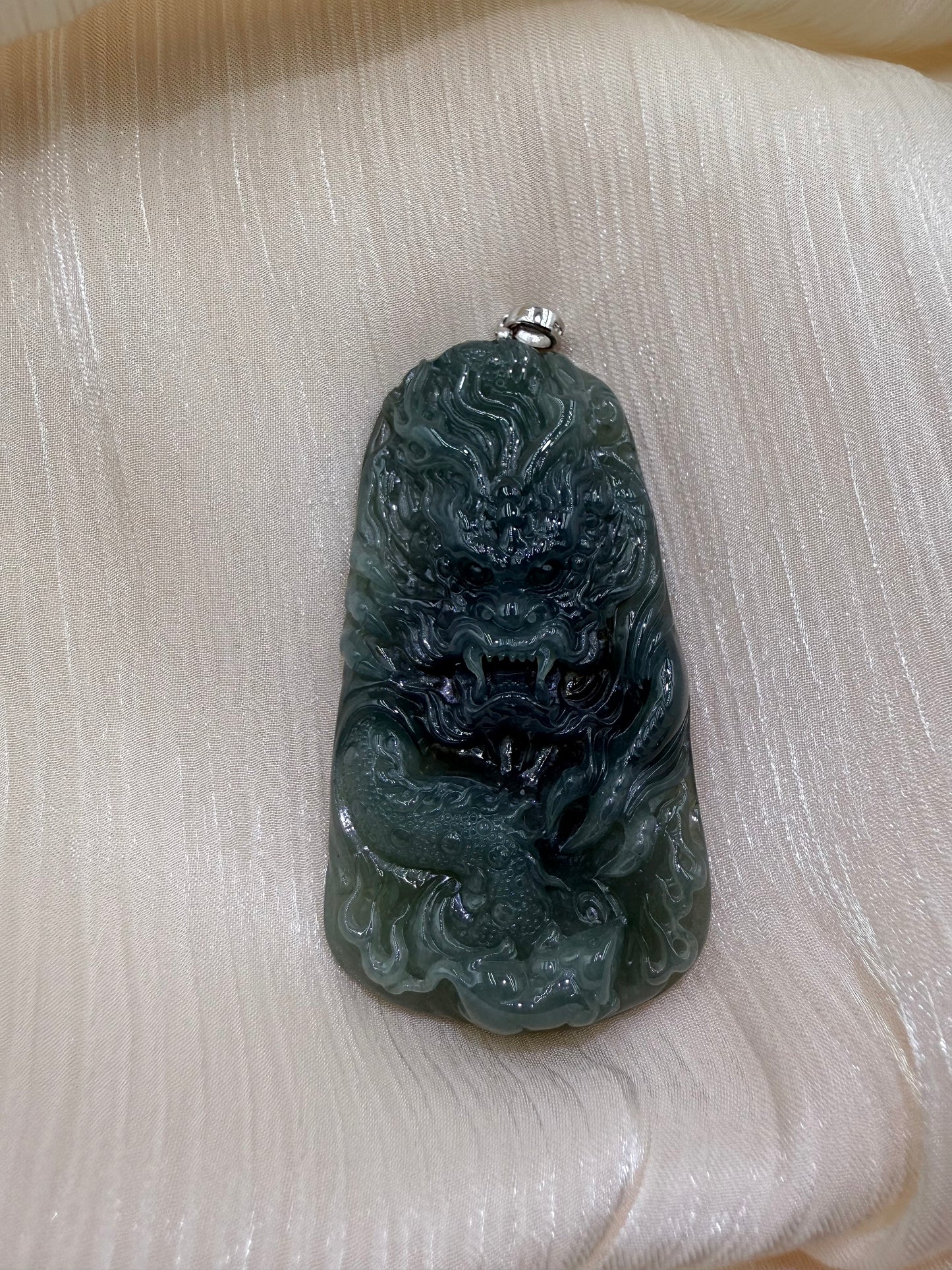 Jade Dragon Pendant - 翡翠玉龙牌 (JD01)
