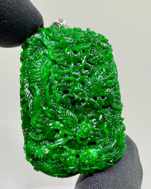 Jade Rich Green Nine Dragon Pendant - 天然翡翠玉九龙牌